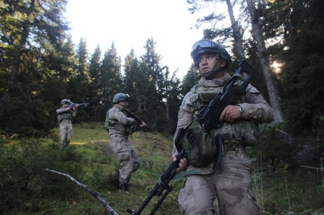 Mehmetçik Doğu Karadeniz'de teröristlere göz açtırmıyor 6