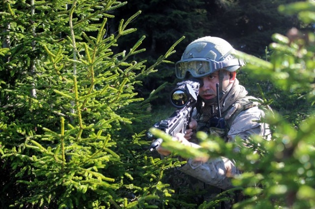 Mehmetçik Doğu Karadeniz'de teröristlere göz açtırmıyor 14