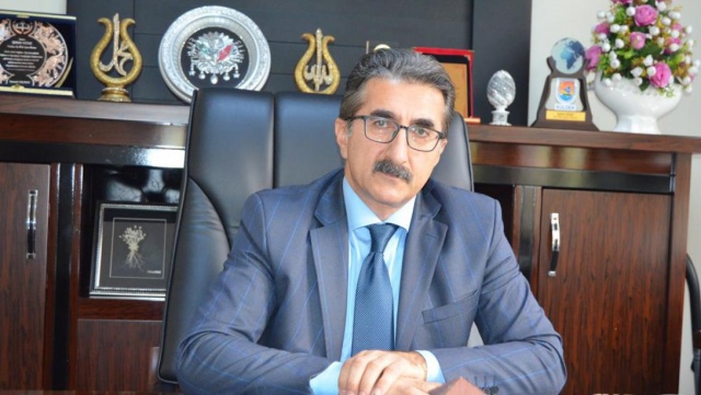 Anahtar Deliği . Derin bir siyasetçi aradı yine.. 21.10.2019 3