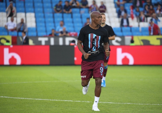 Anahtar Deliği . Derin bir siyasetçi aradı yine.. 21.10.2019 2