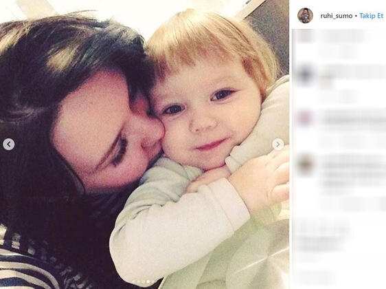 3 yaşındaki kızını bırakıp partiye gitti! 4