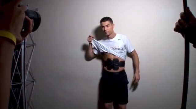 Ronaldo'nun İnstagram kazancı maaşından yüksek 4