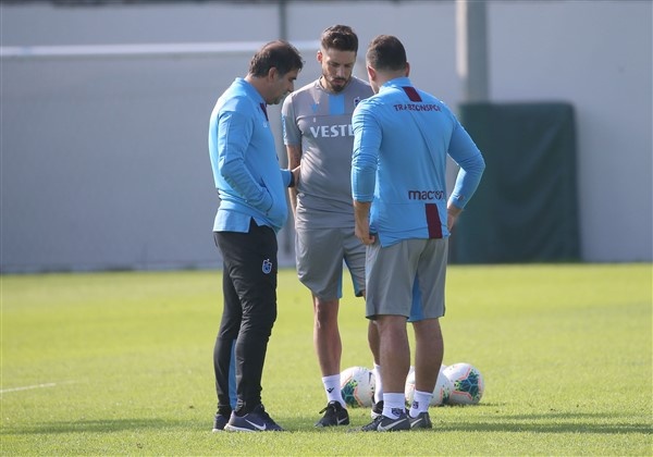Trabzonspor Başakşehir maçı hazırlıklarına başladı 3