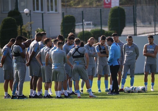 Trabzonspor Başakşehir maçı hazırlıklarına başladı 16