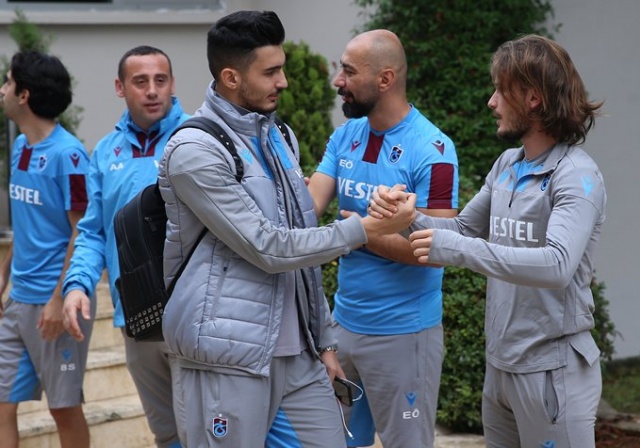 Trabzonspor'a İstanbul'da coşkulu karşılama 7