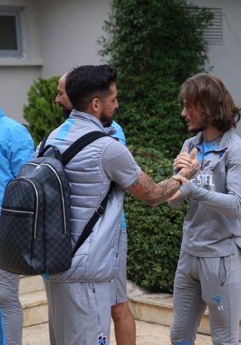 Trabzonspor'a İstanbul'da coşkulu karşılama 2