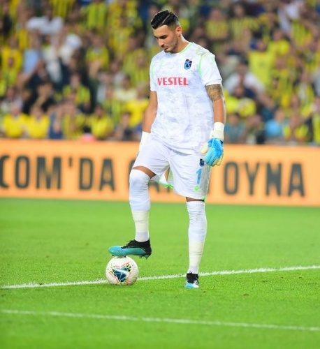 Uğurcan Çakır'a İngilizler'den yakın takip 4