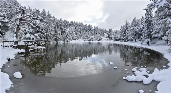 Beyazın en yakıştığı göl limni! 3