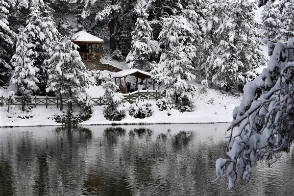 Beyazın en yakıştığı göl limni! 13