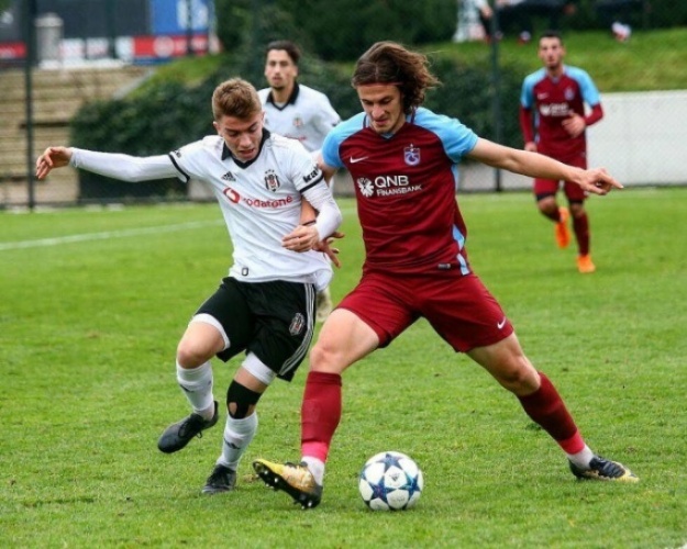 Trabzonspor’un kiralık futbolcularının son durumu 12