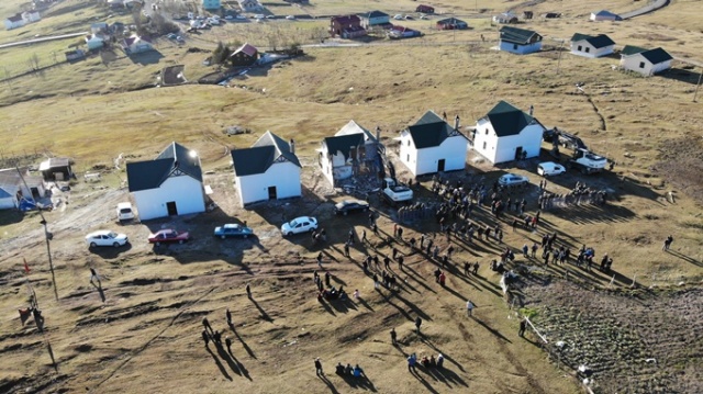 Trabzon'da yaylada yıkım gerginliği! Biber gazlı müdahale 11