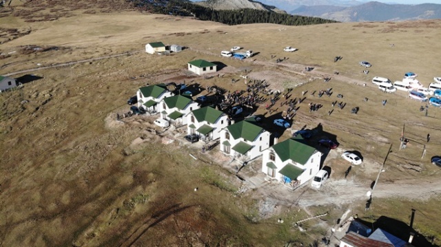 Trabzon'da yaylada yıkım gerginliği! Biber gazlı müdahale 9