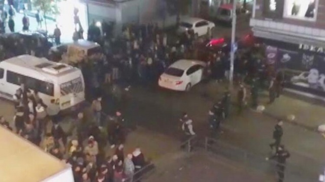 Genç kız 'imdat' çığlığı attı! Metro istasyonu karıştı 3