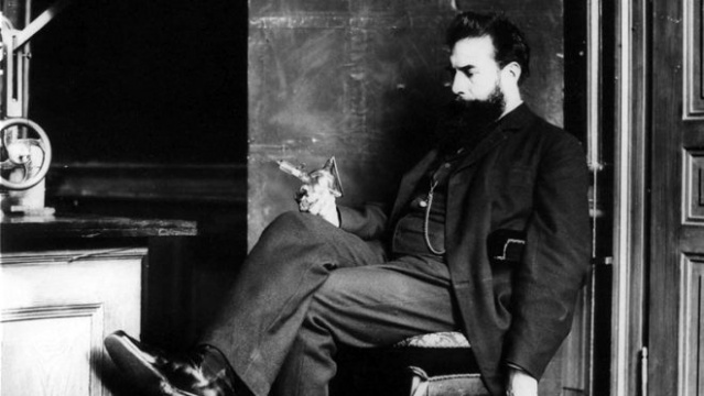 124 yıl önce çekilen ilk röntgendeki ilginç detay ortaya çıktı! 1