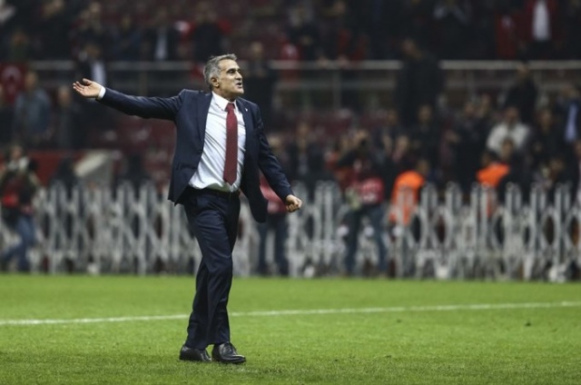 Şenol Güneş gururla sunar! 10