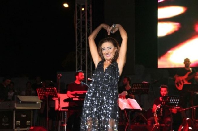 Yıldız Tilbe'nin yeni mesleği herkesi şaşırttı! 4