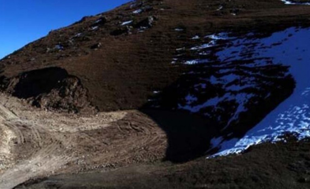 Yok olan 'Dipsiz Göl'e su verilmeye başlandı 24