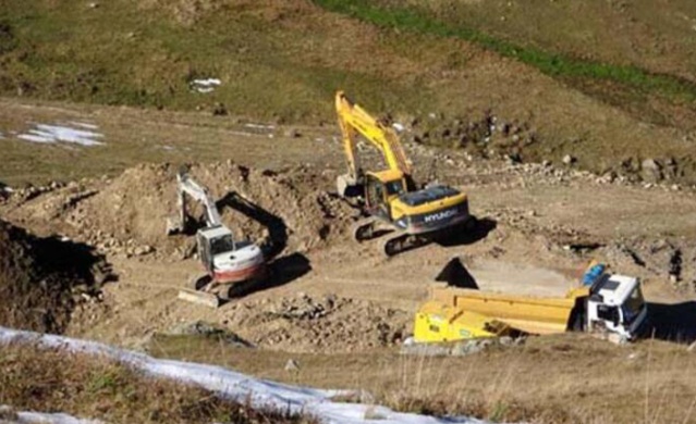 Yok olan 'Dipsiz Göl'e su verilmeye başlandı 37