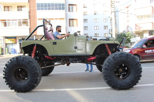 400 bin Lira harcayarak öyle bir araç yaptılar ki! 15