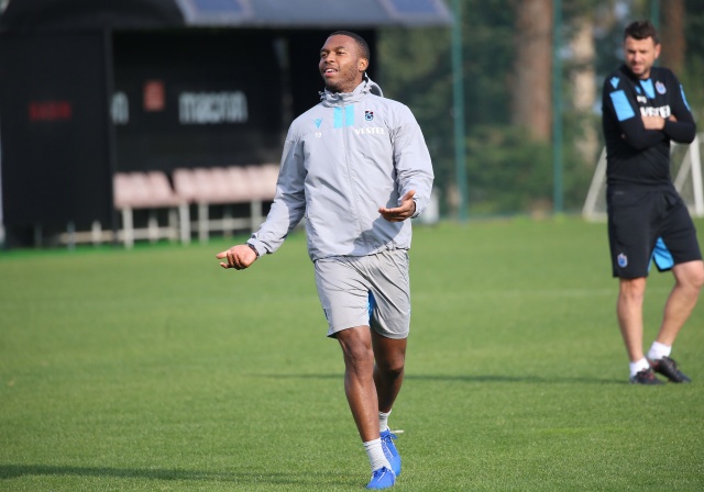 Sturridge Karaman'dan formayı istedi: Az da olsa... 7