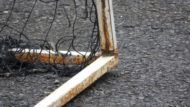 Üzerine kale direği düşen öğrencinin yaşam mücadelesi sürüyor 6