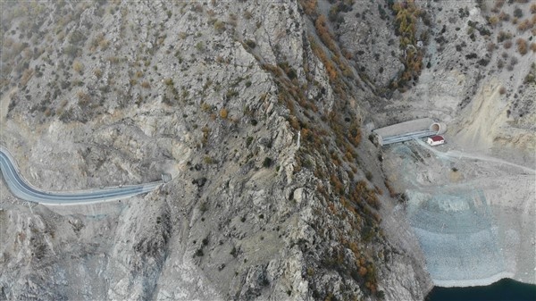 Karadeniz'de bu ilçeye 44 tünel 20 köprüyle sağlanıyor 10