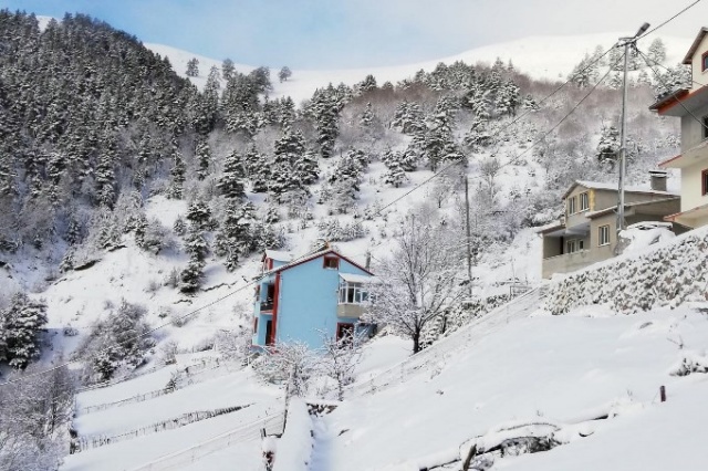 Doğu Karadeniz'de kar yüzünü gösteriyor 8