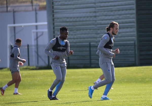 Trabzonspor Altay maçı hazırlıklarını tamamladı 12