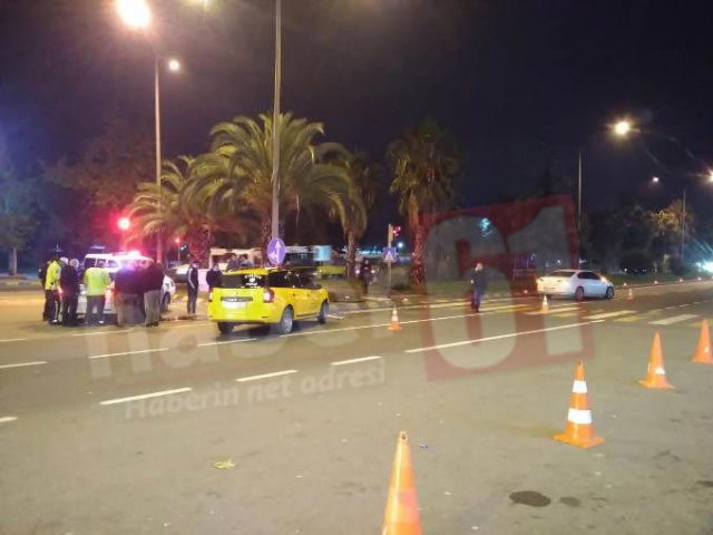 Trabzon'da kaza! Kavşakta birbirlerine girdiler... 4