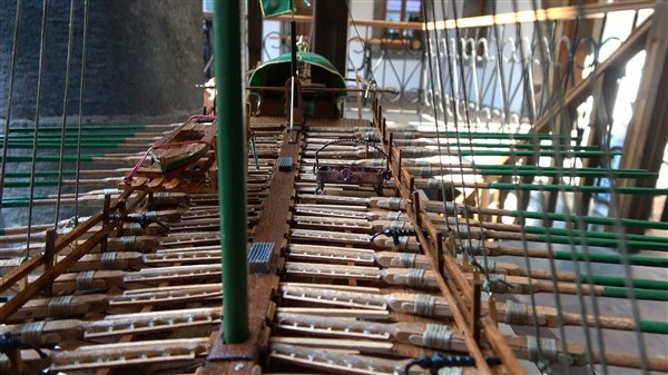 1 metrelik gemi yapmak için 8 ay uğraştı 10