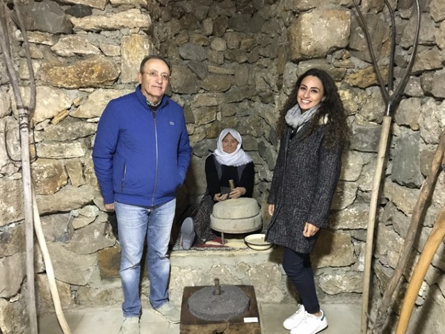 Doğduğu evi müzeye dönüştürdü 8