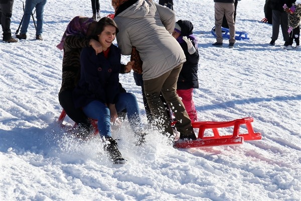 Zigana'da kızak keyfi 11