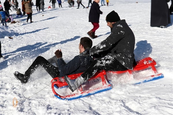 Zigana'da kızak keyfi 15