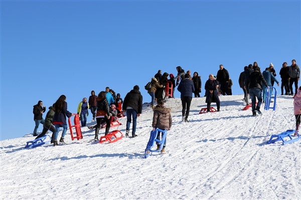 Zigana'da kızak keyfi 21