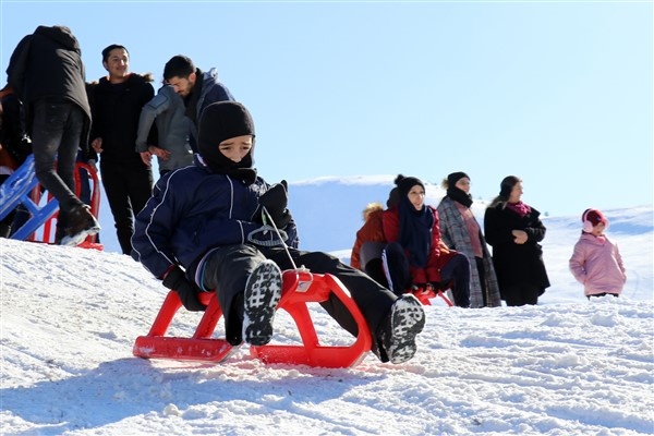 Zigana'da kızak keyfi 17