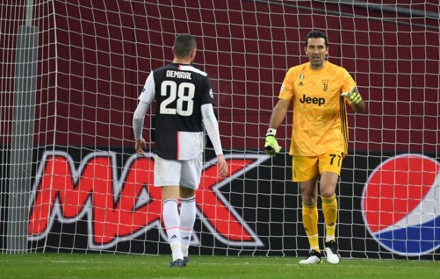 Merih Demiral formanın hakkını verdi 3