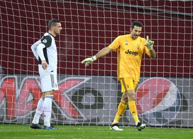 Merih Demiral formanın hakkını verdi 10