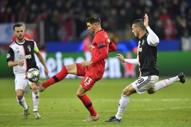Merih Demiral formanın hakkını verdi 5