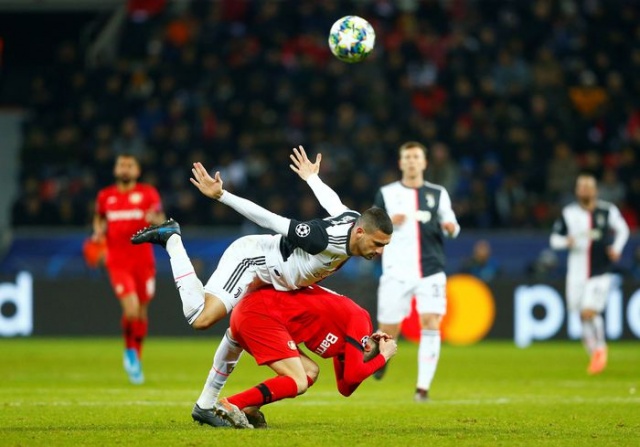 Merih Demiral formanın hakkını verdi 11