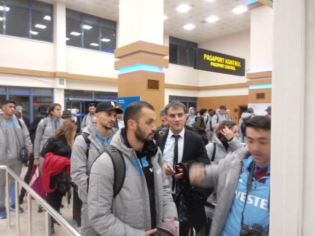 Trabzonspor Avrupa dönüşünde Trabzon’a geldi 4