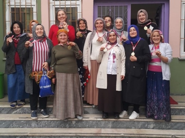 Trabzon'da tarlaya spor molası 3