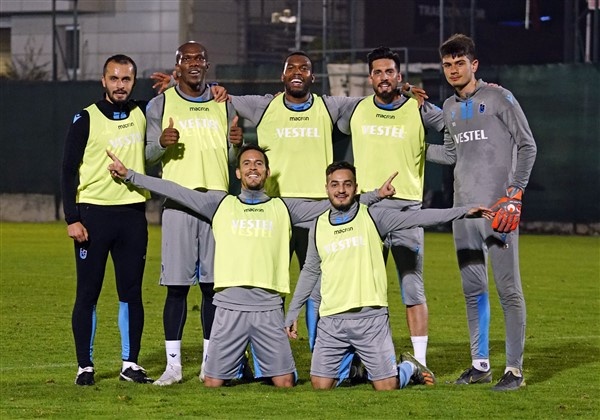 Trabzonspor'da Denizlispor maçı hazırlıkları başladı 11