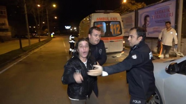 Genç kız gece yarısı hayatının şokunu yaşadı! Sinir krizi geçirdi... 13