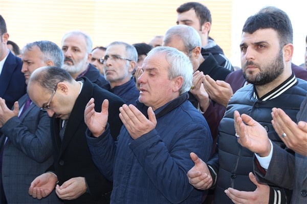Trabzon'daki kazada ölen Zeynep için göz yaşları sel oldu! Acı detay! 9
