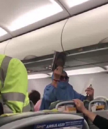 Uçakta ortalığı karıştırmıştı! Bakın şimdi ne yaptı 9