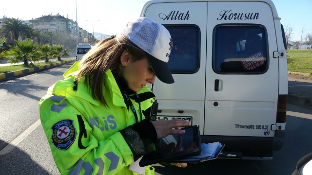 Trabzon'da trafiğin prensesleri 3