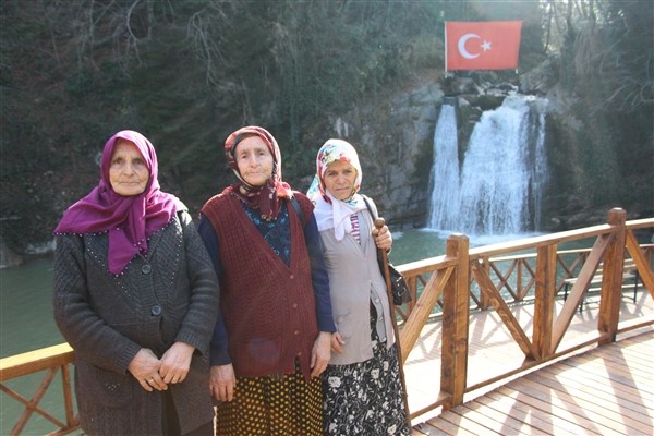 Trabzon'daki bu yolun Türkiye'de eşi benzeri yok! 14