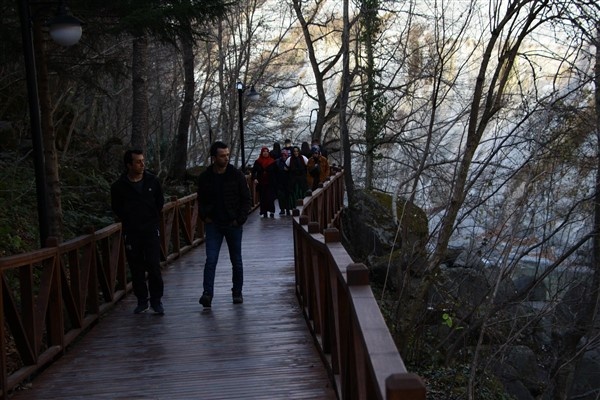 Trabzon'daki bu yolun Türkiye'de eşi benzeri yok! 24