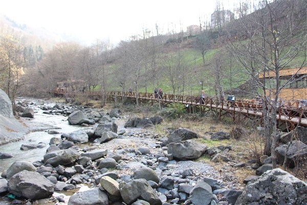 Trabzon'daki bu yolun Türkiye'de eşi benzeri yok! 10