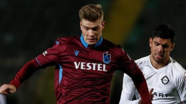 Trabzonspor'u Sörloth taşıyor 2